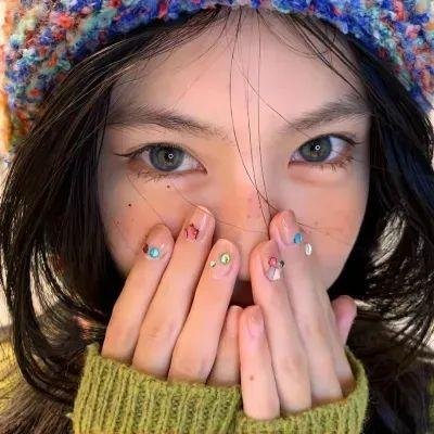 鞋子上的光